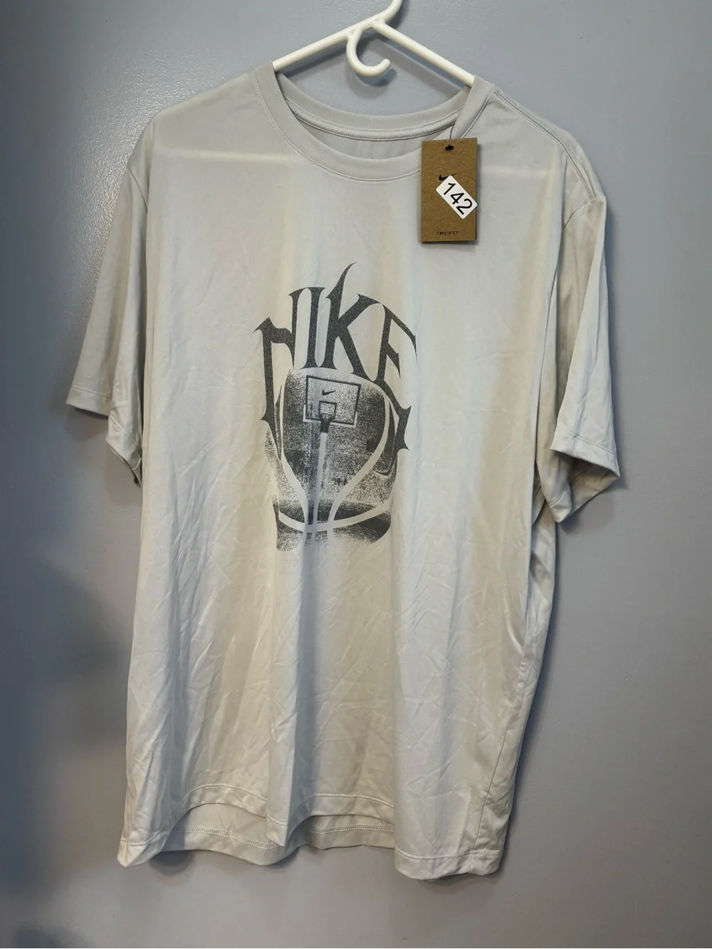 Nike Dri-FIT Basketball Graphic Tee Photon Dust Gray Sz XXL. NWT